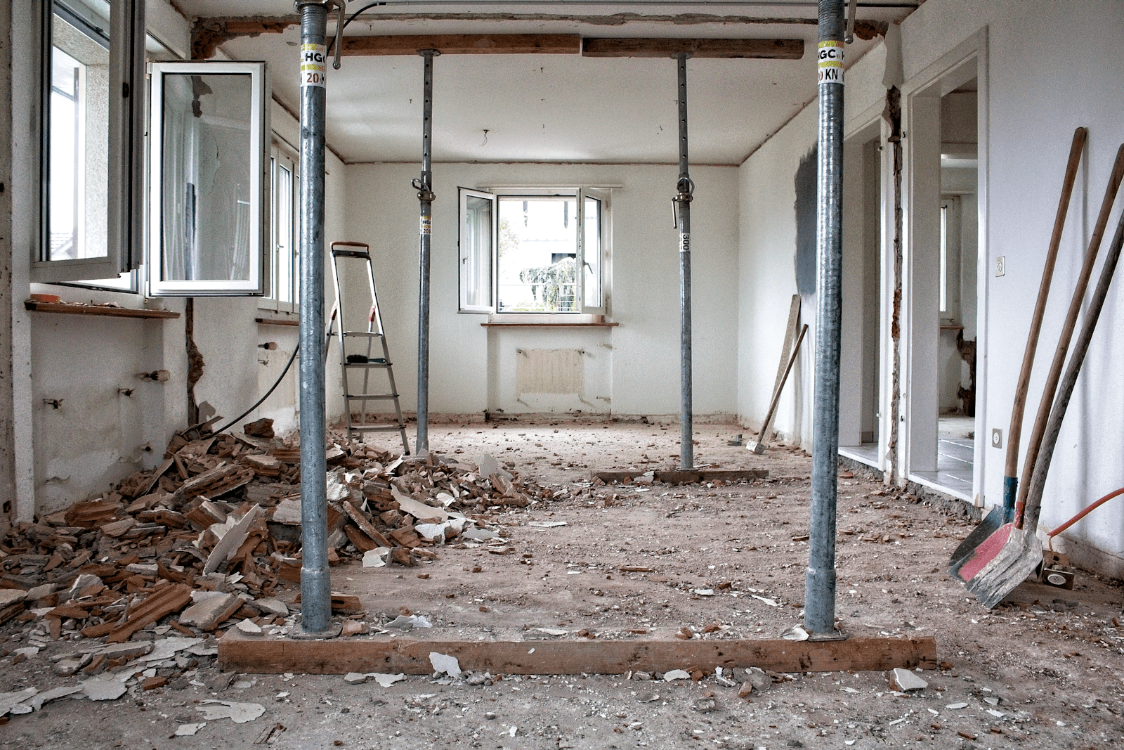 flooding Salt Lake City expert restoration company All Pro provides info to know when you need to replace subfloors after water damage